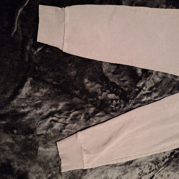 Adidas Gray Joggers Sz Medium - Picture 10 of 12